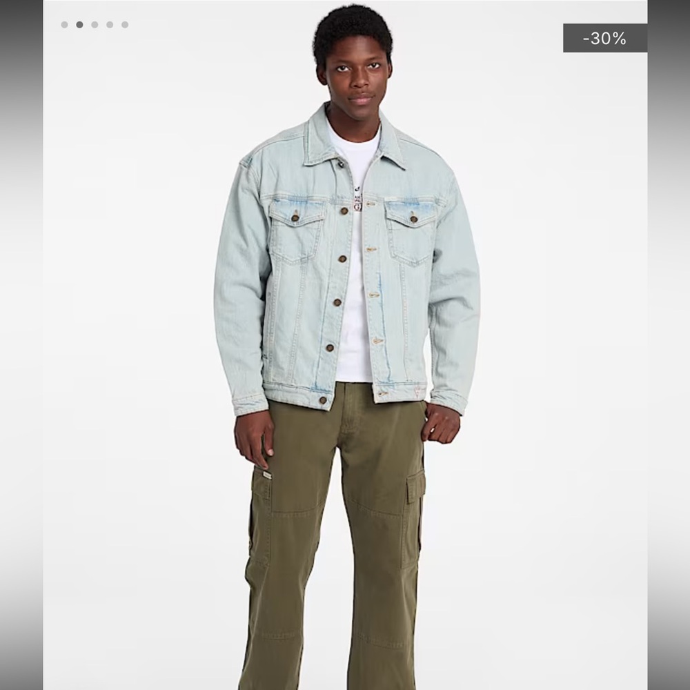 Nwt Guess Men Oversized Trucker Jacket Denim XL Light Wash